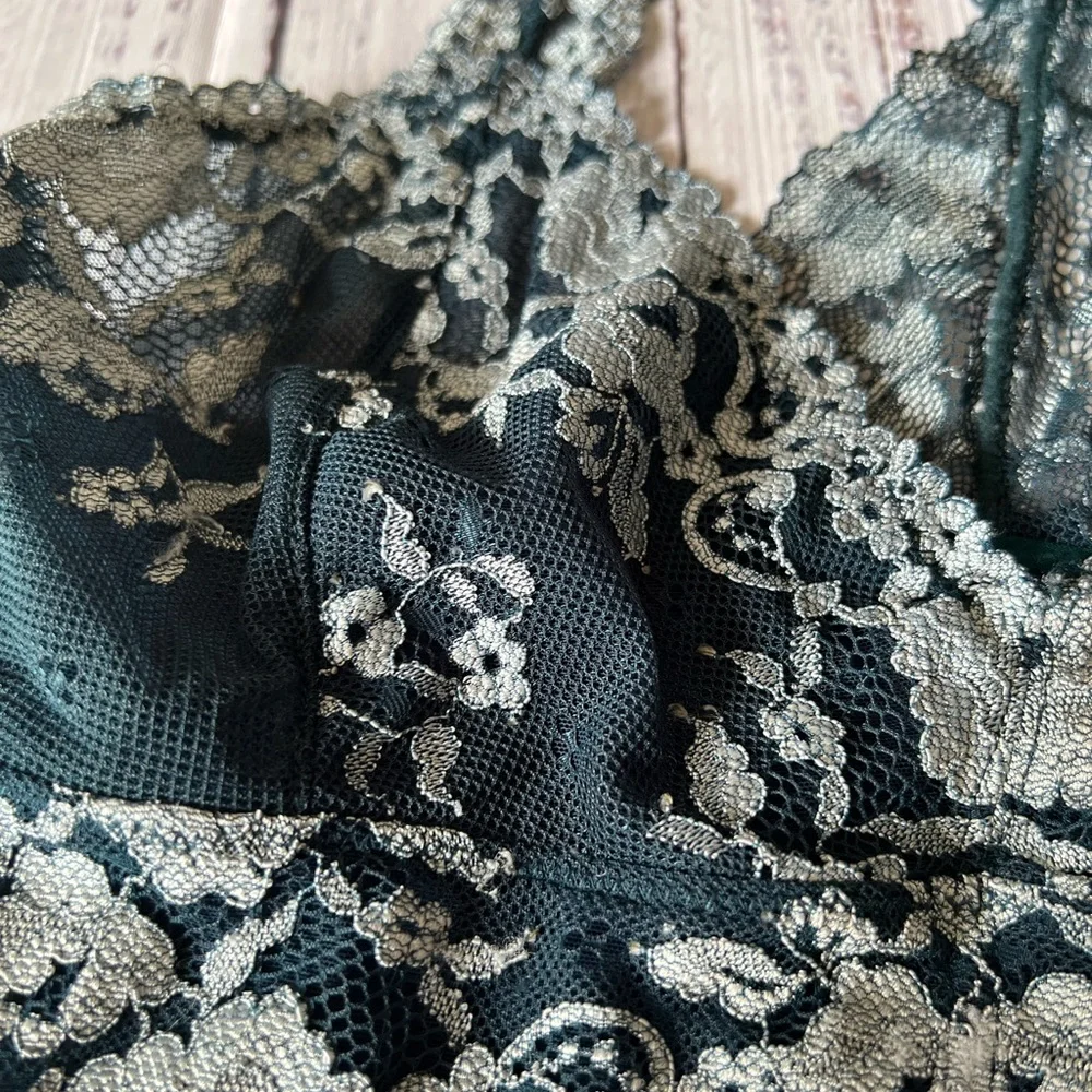Teal and white lace Galoon bralette from Free People M - Picture 2 of 5